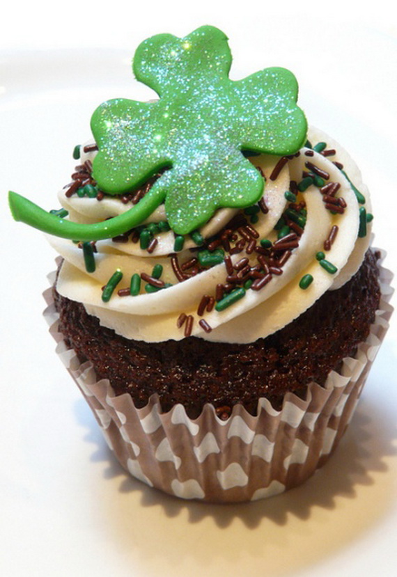 St. Patrick's Day Cupcake Decorating Ideas & Other Green Treats and ...