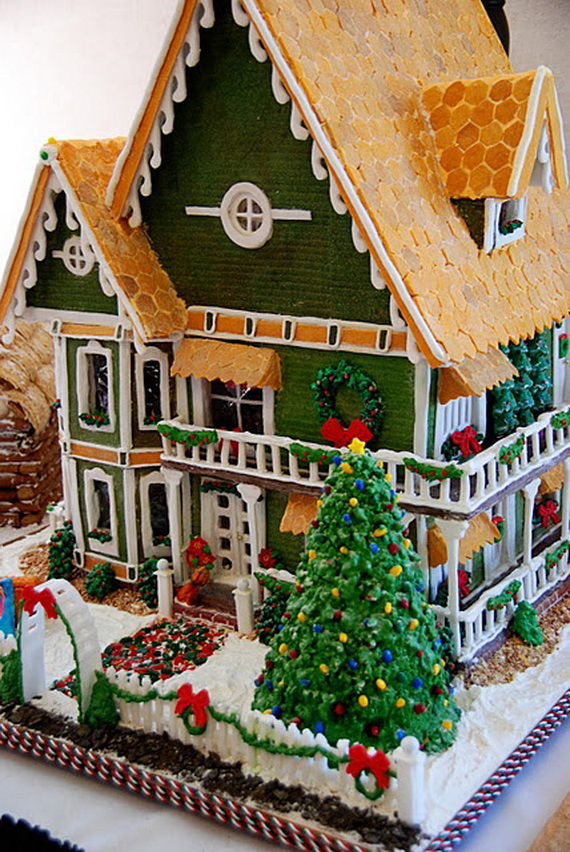 Amazing Traditional Christmas Gingerbread Houses - family holiday.net ...