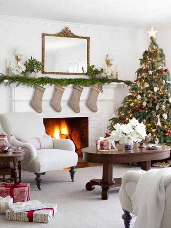 60 Elegant Christmas Country Living Room Decor Ideas - family holiday ...